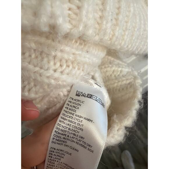 Urban Outfitters Women’s Cropped Sweater size Medium Boho Knit - Picture 5 of 5